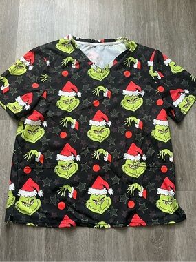 Women’s XL The Grinch Holiday Scrub Top